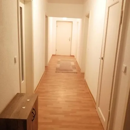 דירה Haupt Bahnhof Und Nahe, Gunstig Nur Fur Frauen Only Booked For Women